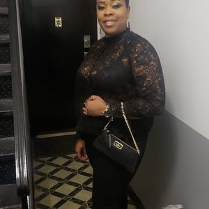 Meet your Posher, Nicky